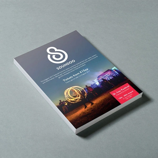 Comp 130gsm Gloss A5 Flyer 800x800